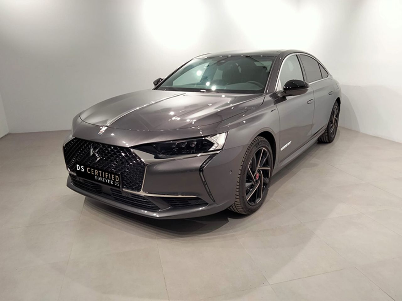 DS Automobiles DS 9 E-TENSE 225 PERFORMANCE LINE +