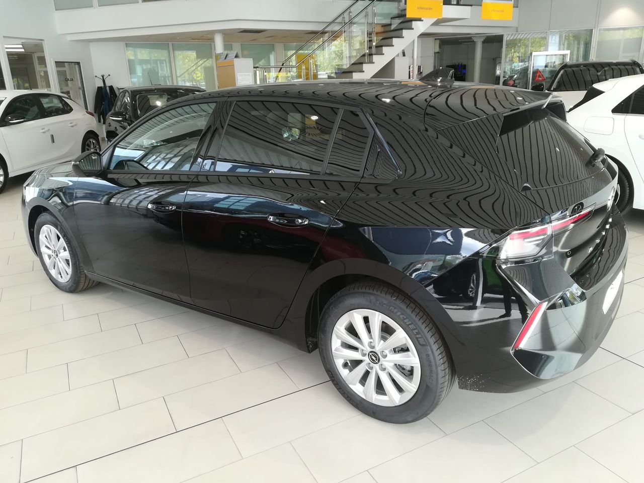 Opel Astra 1.2T XHL 81kW (110CV) Edition