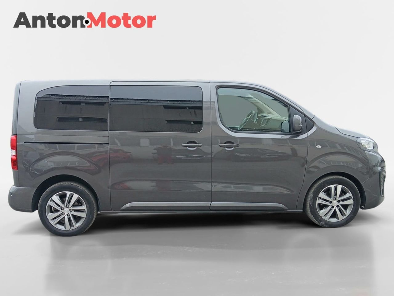 Peugeot Traveller Active BlueHDi 110KW (150CV) Standard