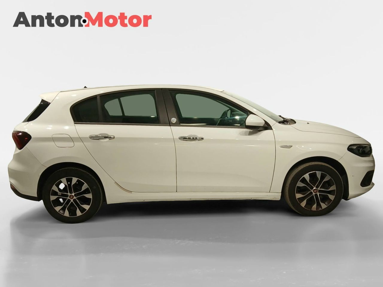 Fiat Tipo 5P 1.3 Multijet 70kW (95CV) Mirror