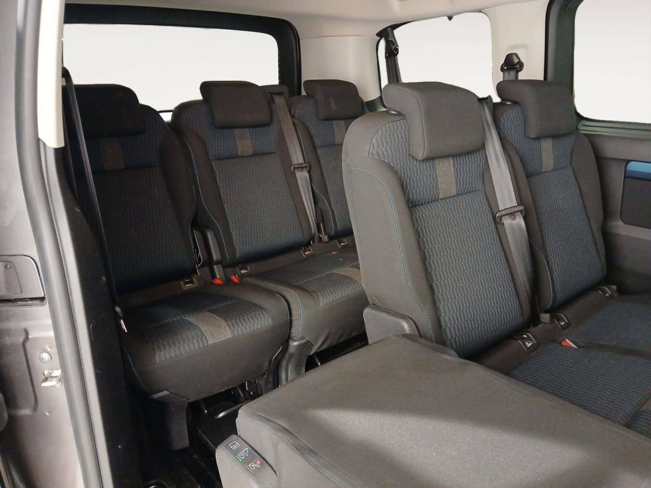 Peugeot Traveller   BlueHDi 110KW (150CV) Standard Active