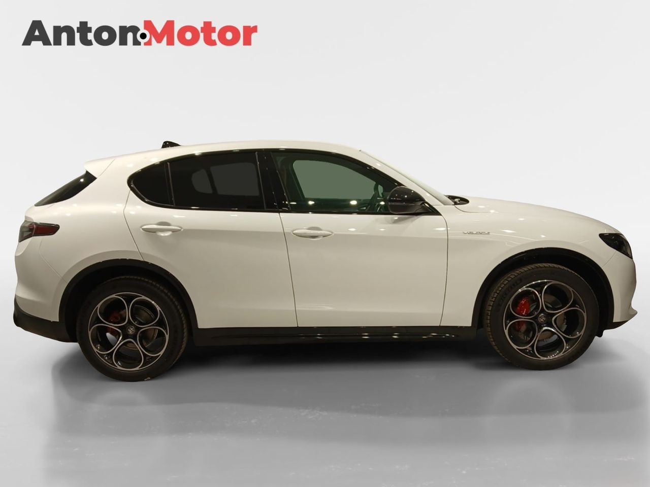 Alfa Romeo Stelvio 2.2 Diésel 154kW (210CV) Veloce Q4