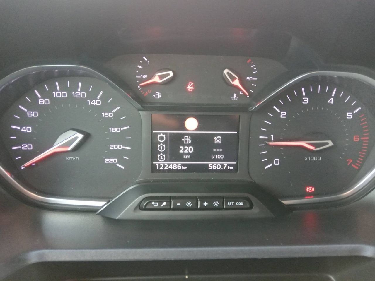 Peugeot Rifter   Standard BlueHDi 73kW Allure