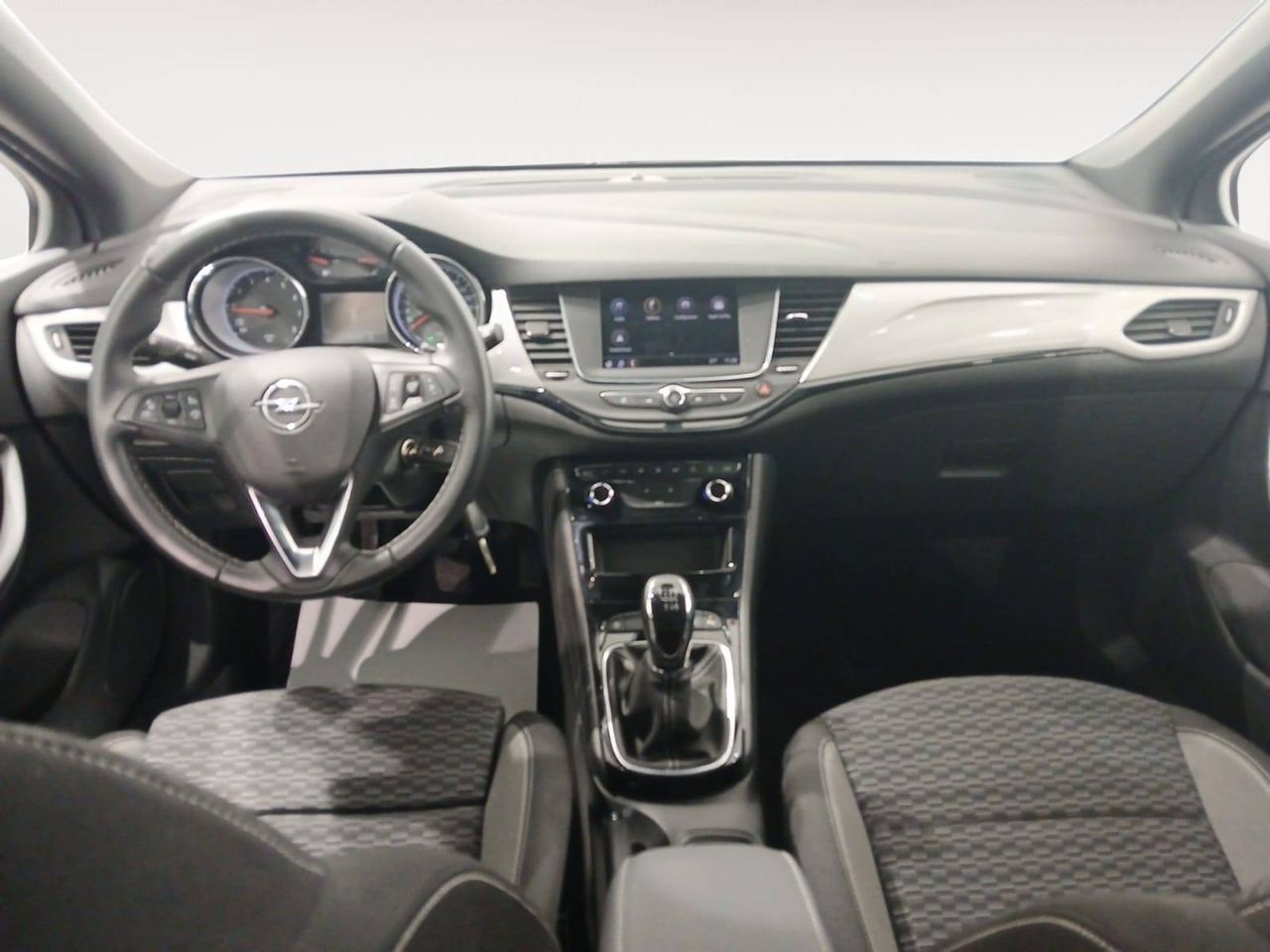Opel Astra  1.2T SHL 81kW (110CV) Edition