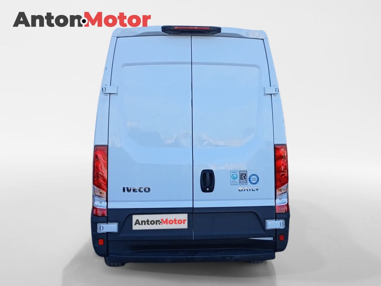 Iveco Daily 2.3TD 35S 16V 3520L/H2 12 M3