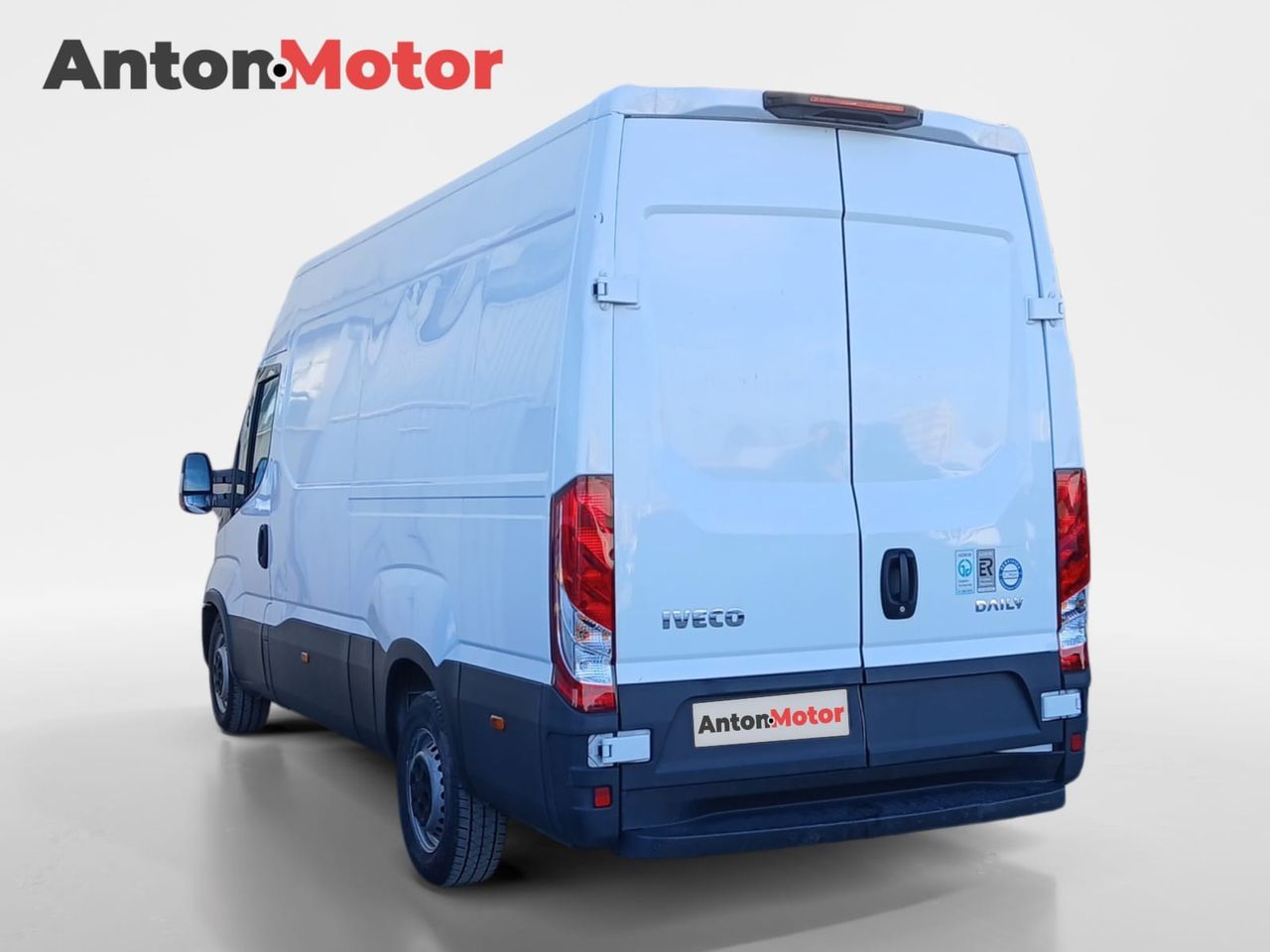 Iveco Daily 2.3TD 35S 16V 3520L/H2 12 M3