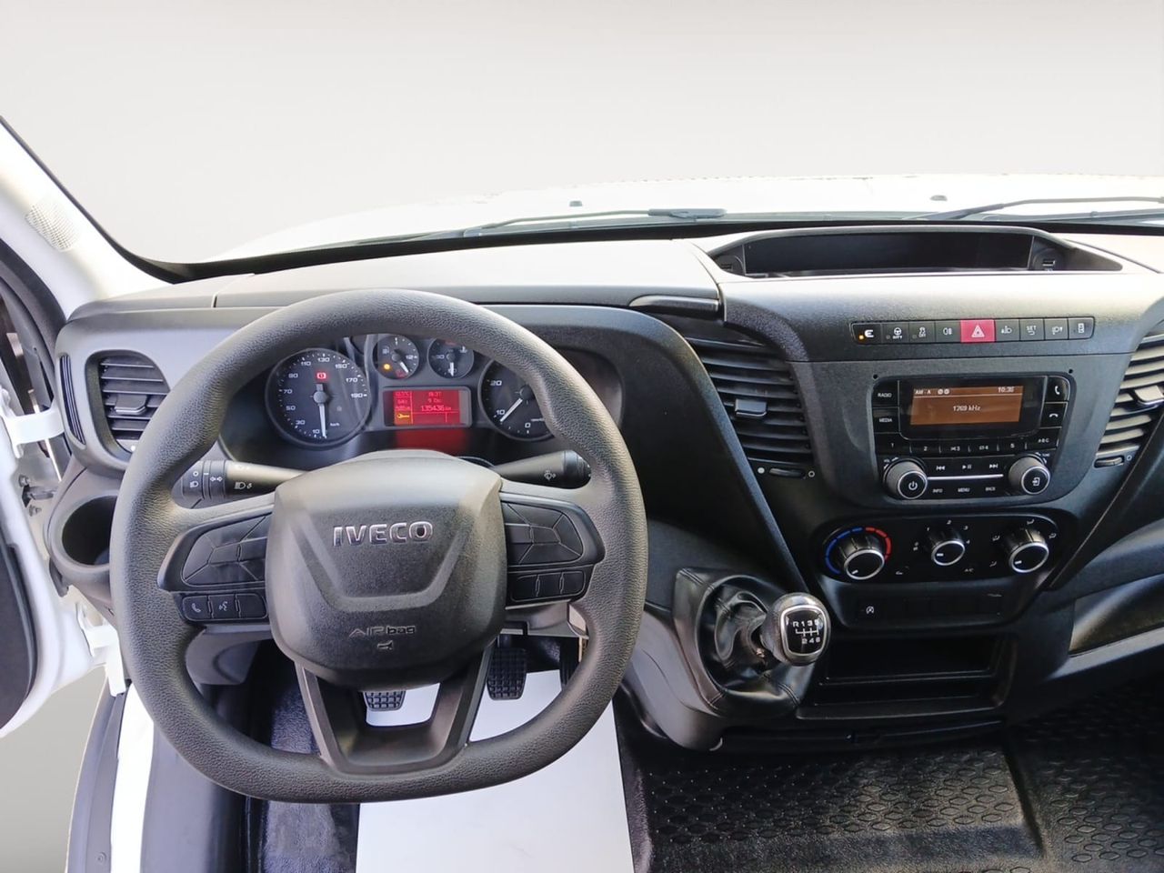 Iveco Daily 2.3TD 35S 16V 3520L/H2 12 M3
