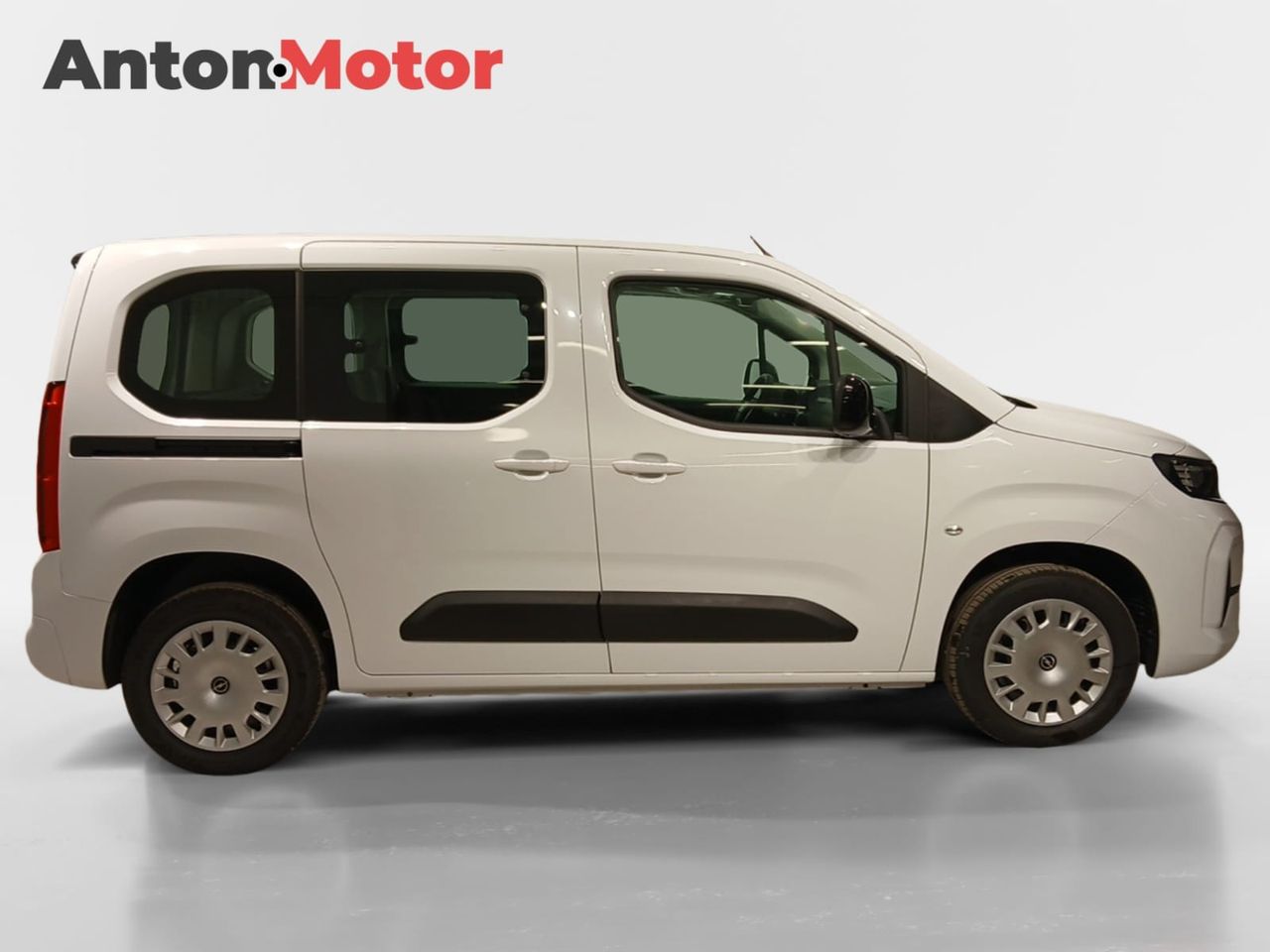 Opel Combo 100 Cv 1.5 Td S/S MT6 €6.4