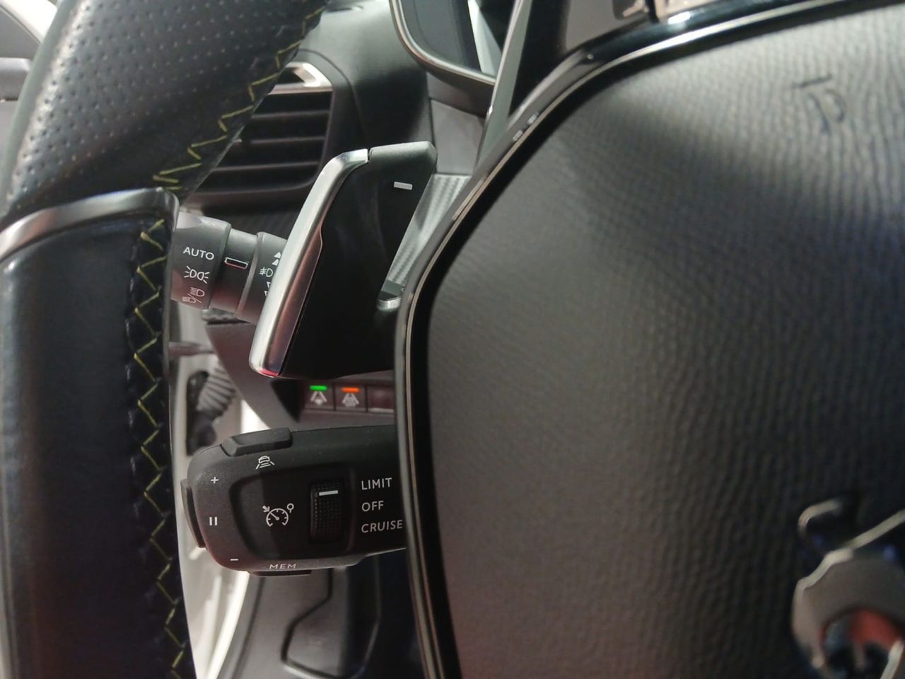 Peugeot 2008 GT Puretech 155 S&S EAT8