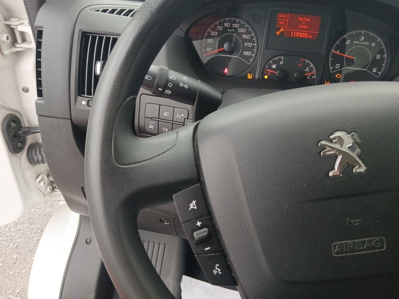 Peugeot Boxer PAQUETERA 2.2 BHDI 435 L3 140CV