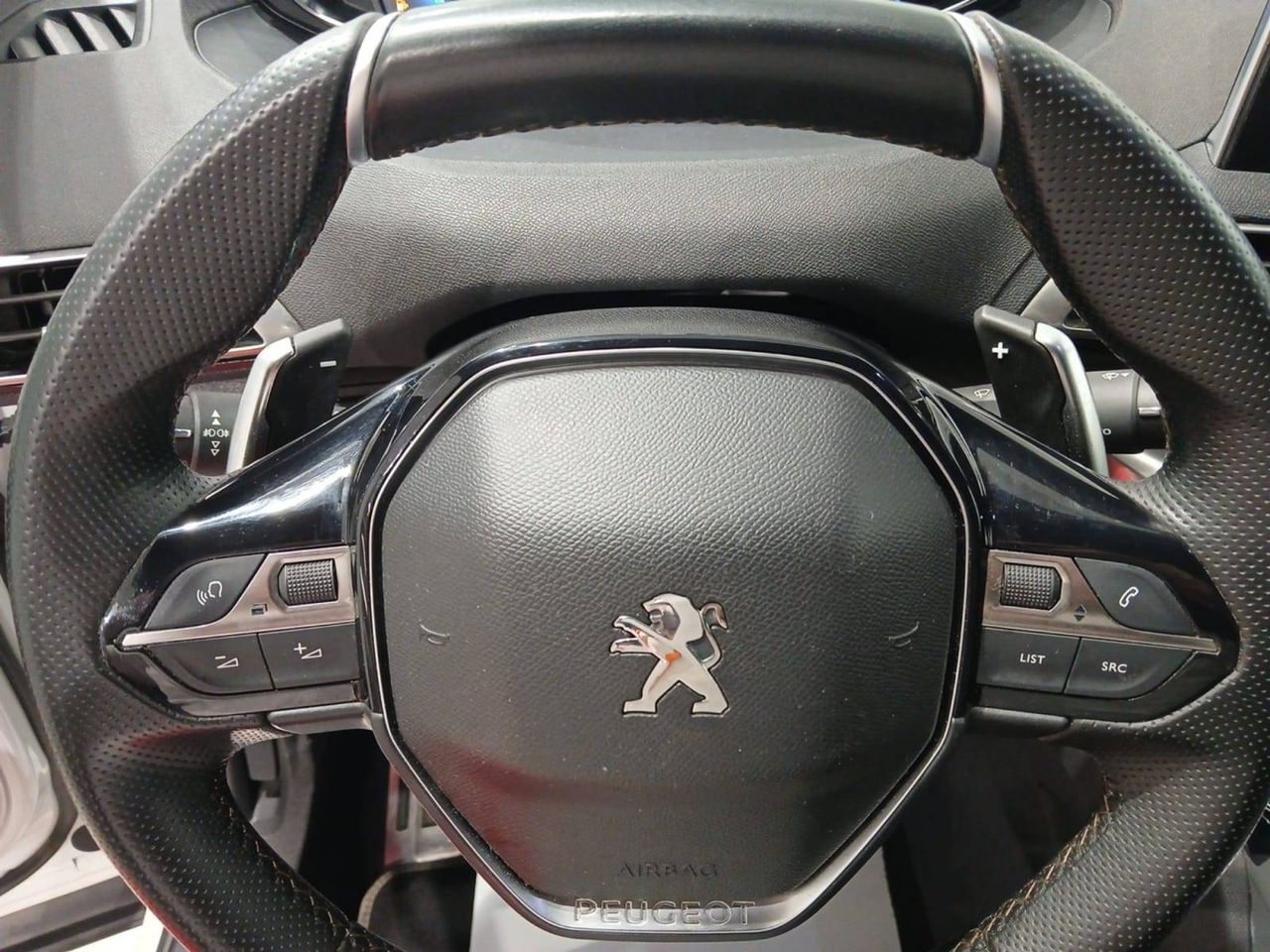 Peugeot 3008  300 e-EAT8 GT