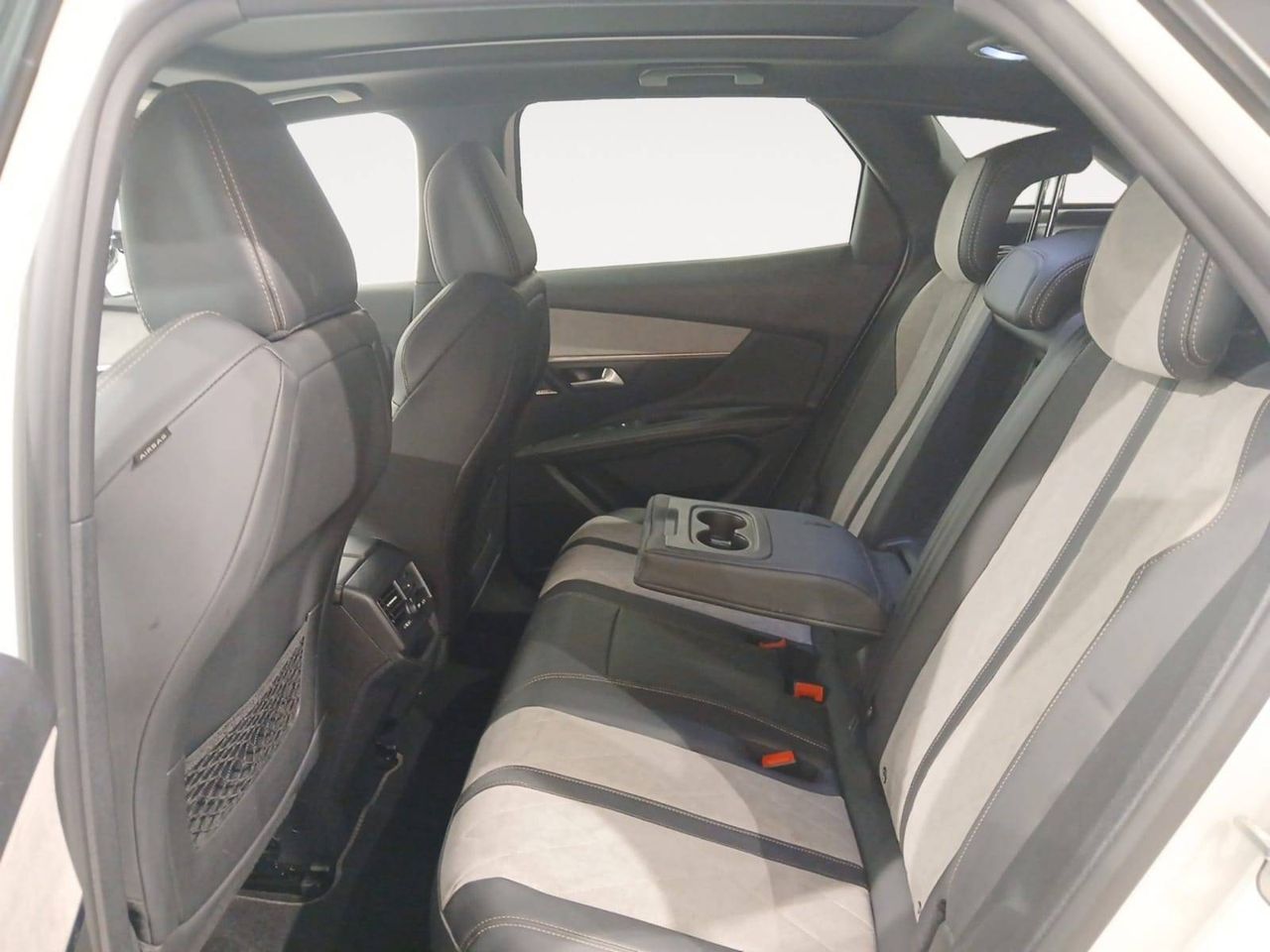 Peugeot 3008  300 e-EAT8 GT
