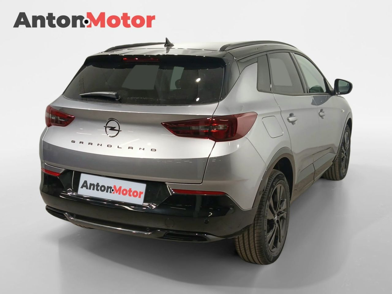 Opel Grandland 1.2 Turbo Design & Tech