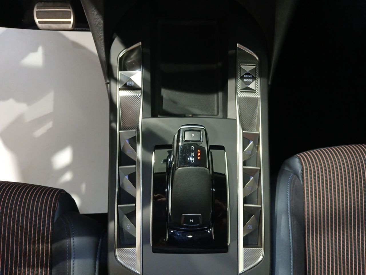 DS DS 3 Crossback BlueHDi 96 kW Auto Ines de la Fressange
