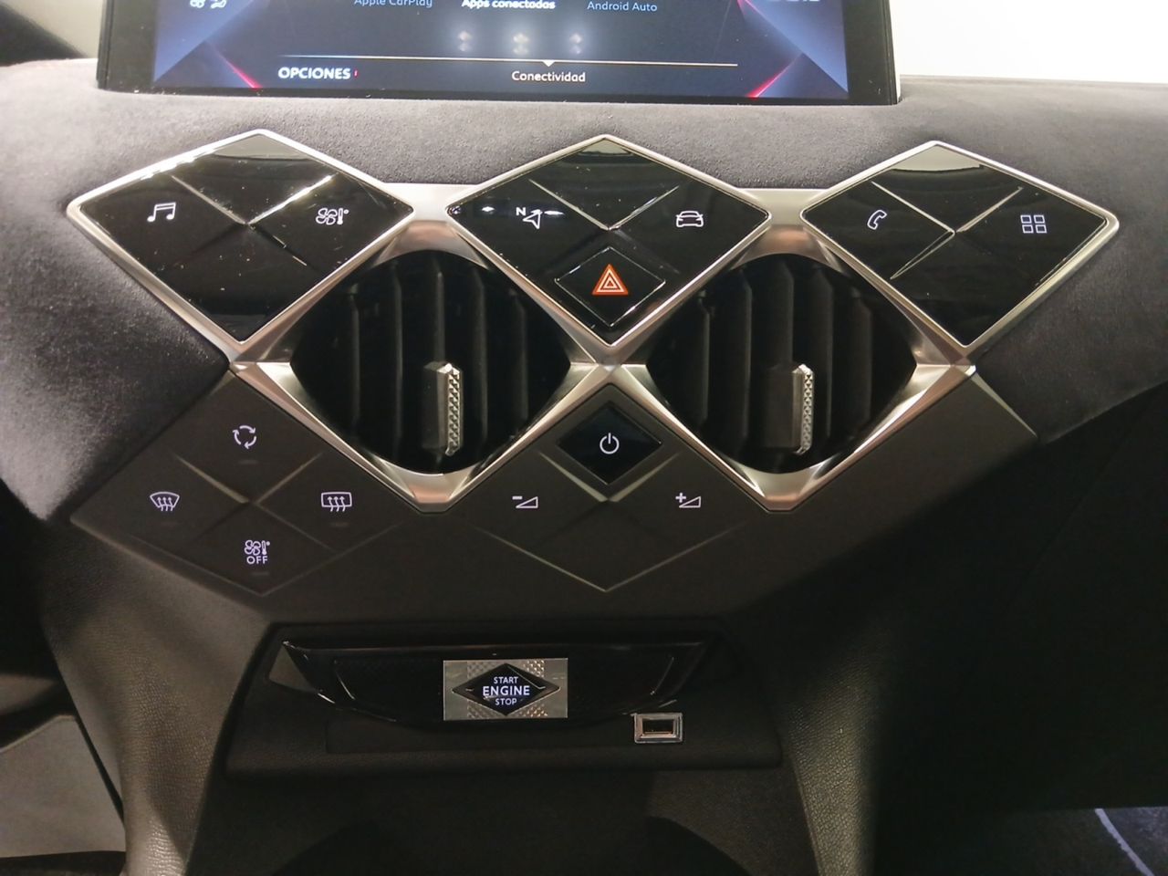 DS DS 3 Crossback BlueHDi 96 kW Auto Ines de la Fressange