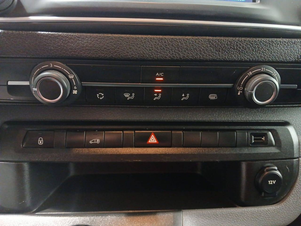 Peugeot Expert  Furgón  2.0 BlueHDi 180 EAT8 Std Premium