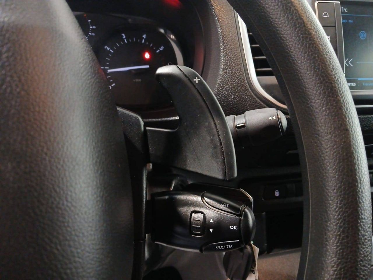Peugeot Expert  Furgón  2.0 BlueHDi 180 EAT8 Std Premium
