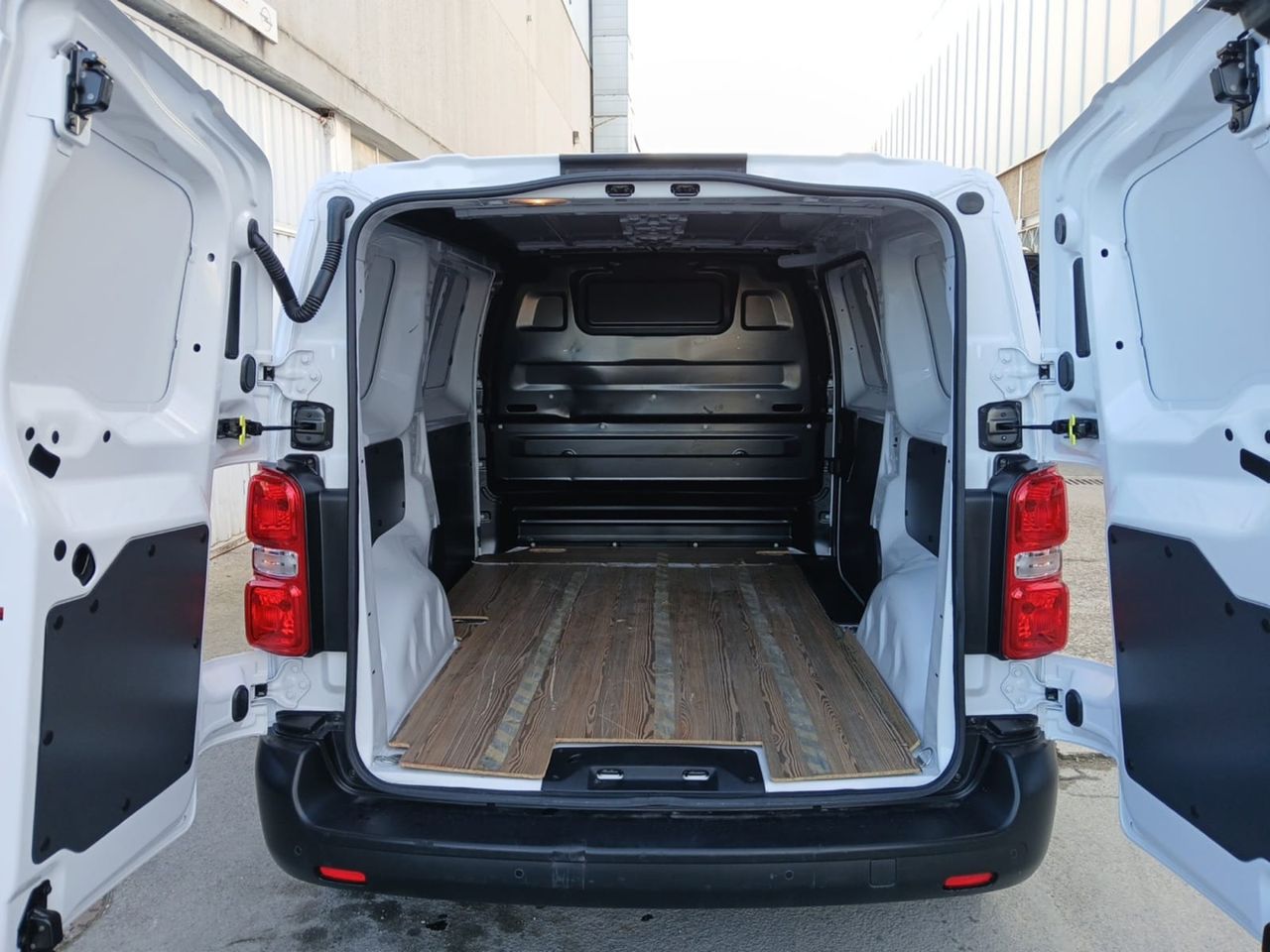 Citroën Jumpy TALLA M. BLUEHDI 100