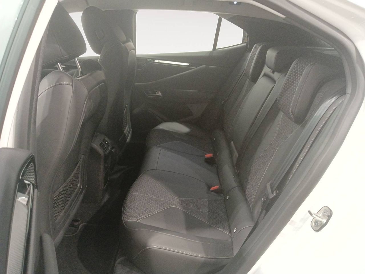 DS DS 4  PureTech 130 auto Trocadero