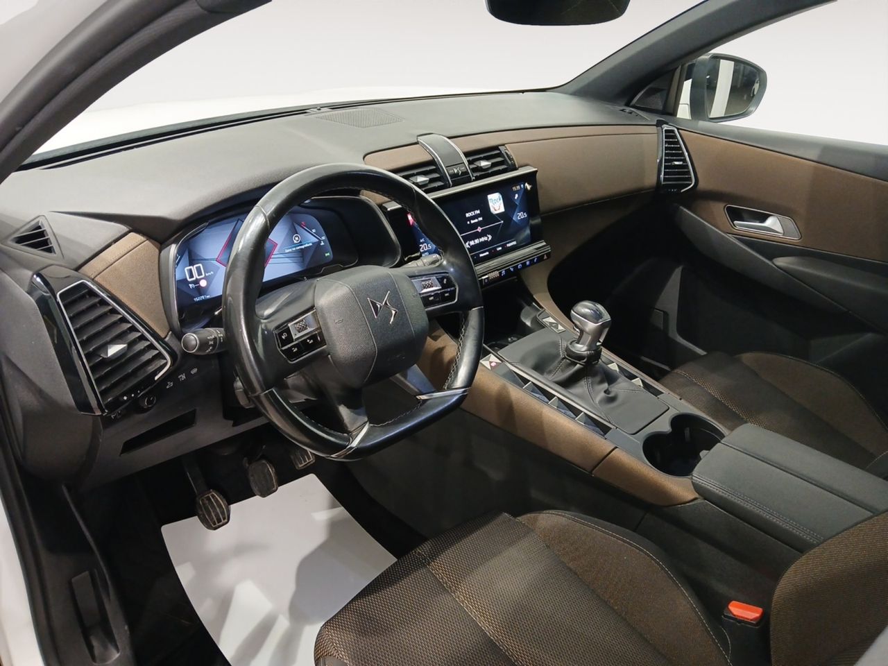 DS DS 7 Crossback BlueHDi 96kW (130CV) BE CHIC