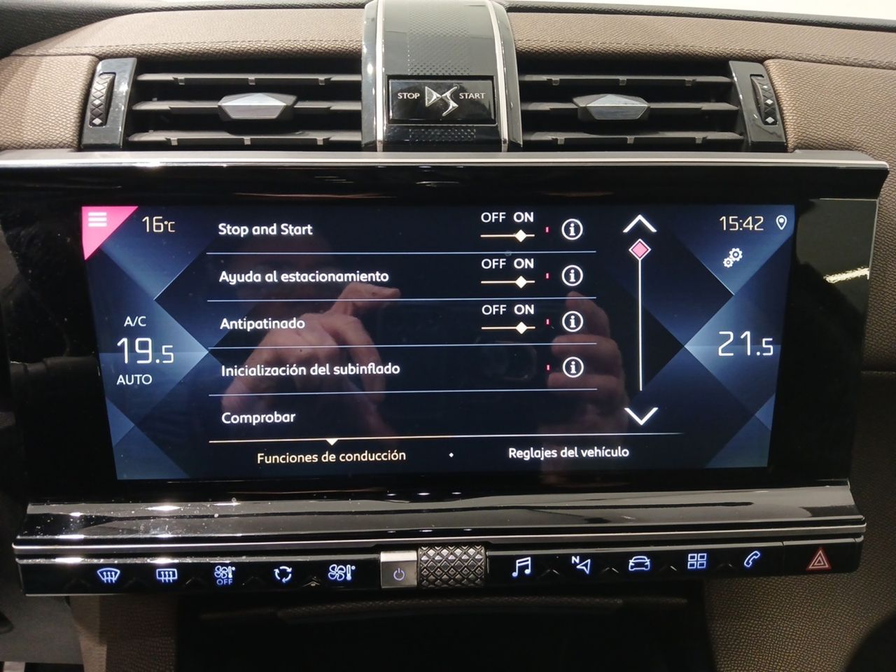 DS DS 7 Crossback BlueHDi 96kW (130CV) BE CHIC
