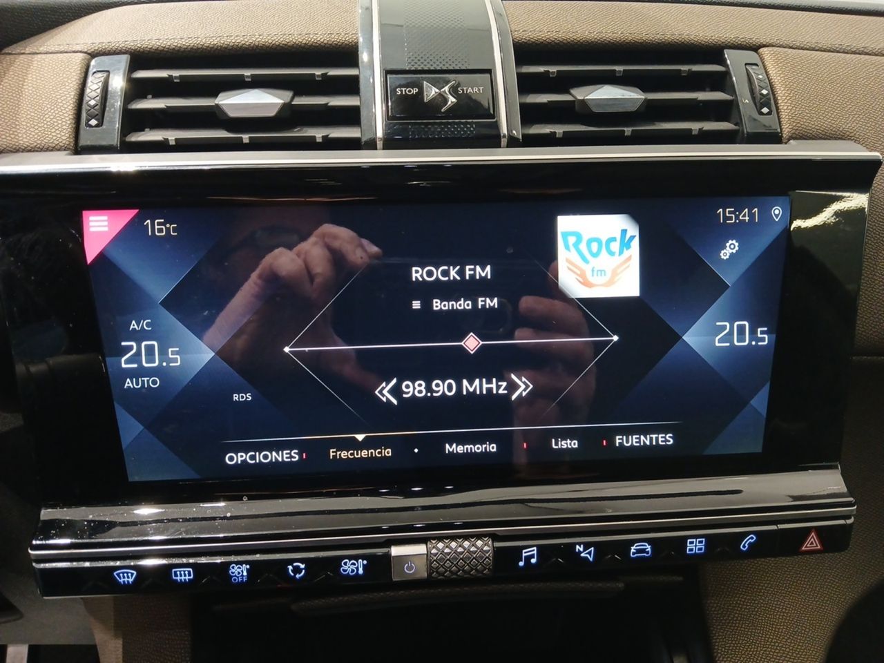 DS DS 7 Crossback BlueHDi 96kW (130CV) BE CHIC