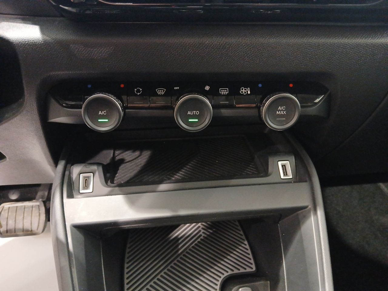 Citroën C4 PureTech 130 S&S EAT8 Feel Pack