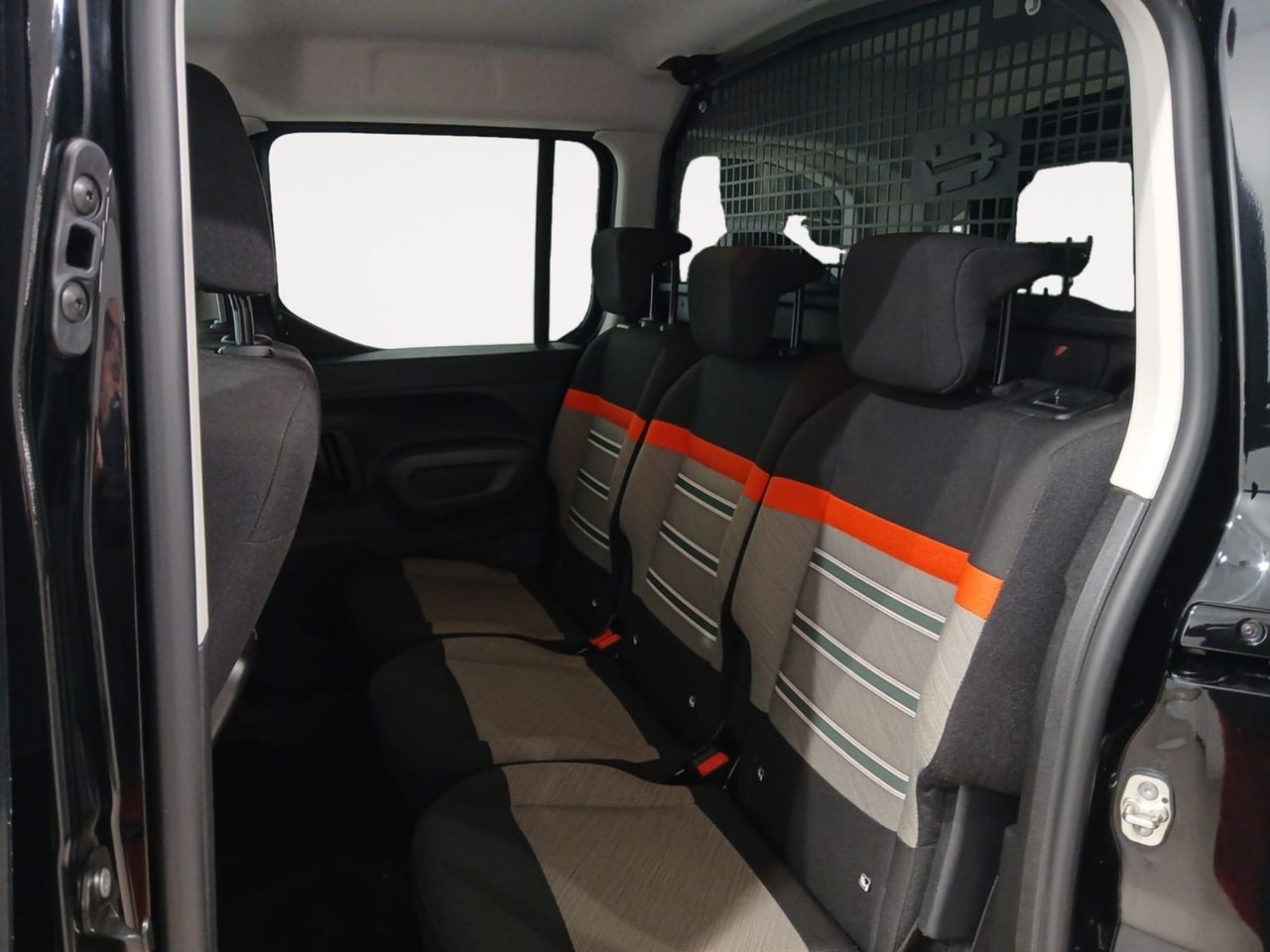 Citroën Berlingo Talla M BlueHDi 100 S&S SHINE BUSINESS N1