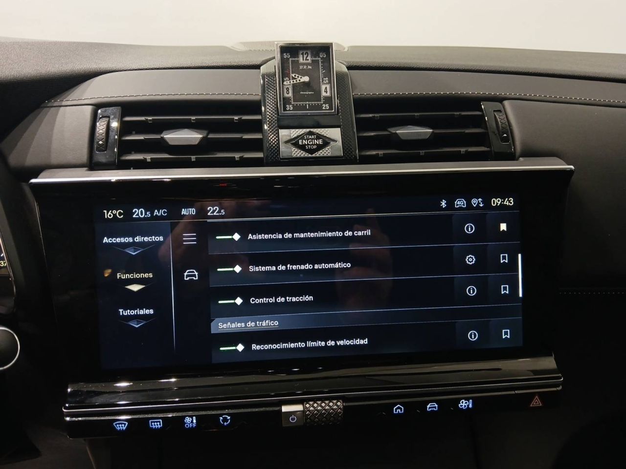 DS DS 7  E-TENSE 4x4 360 LA PREMIERE