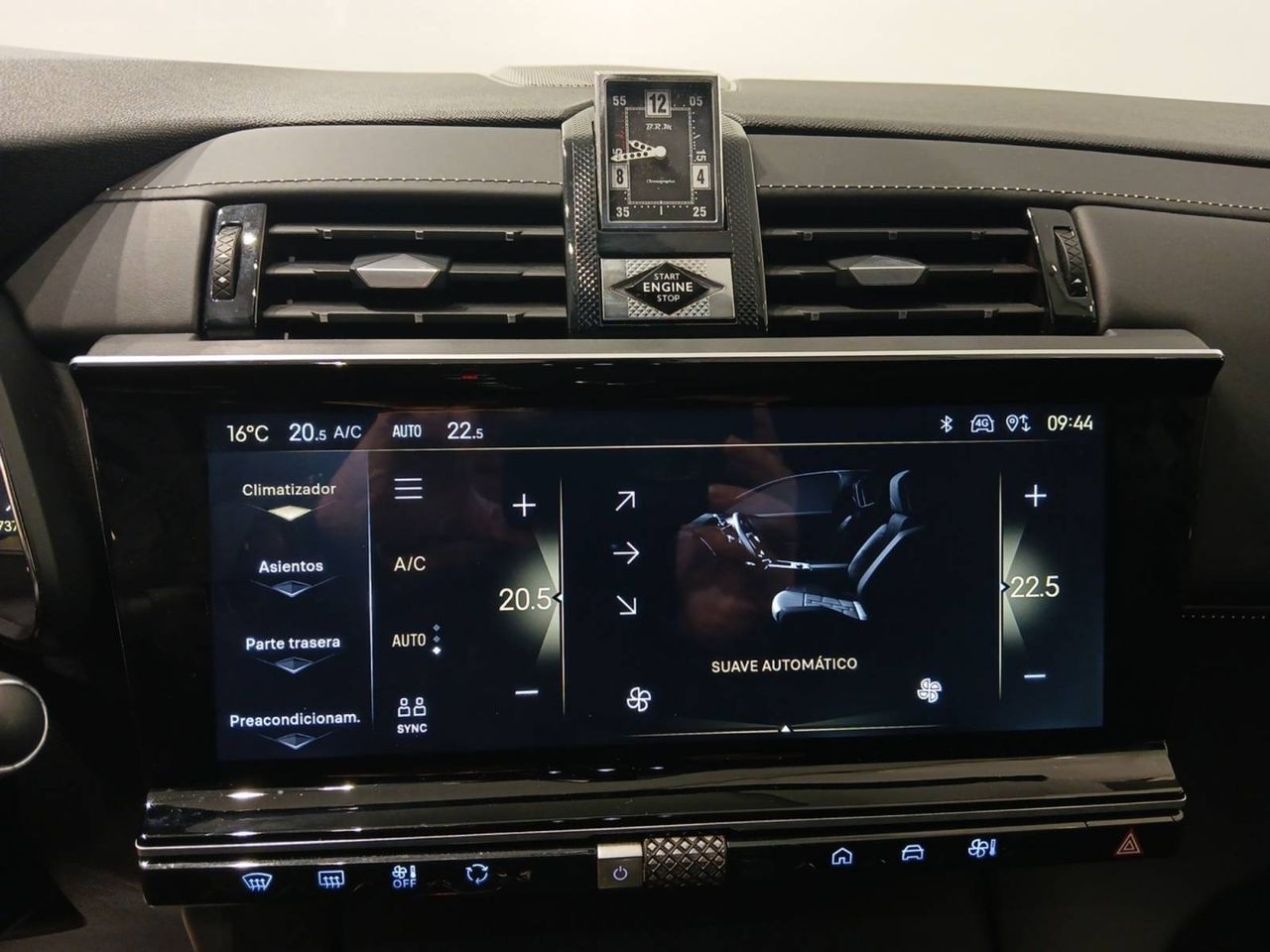 DS DS 7  E-TENSE 4x4 360 LA PREMIERE
