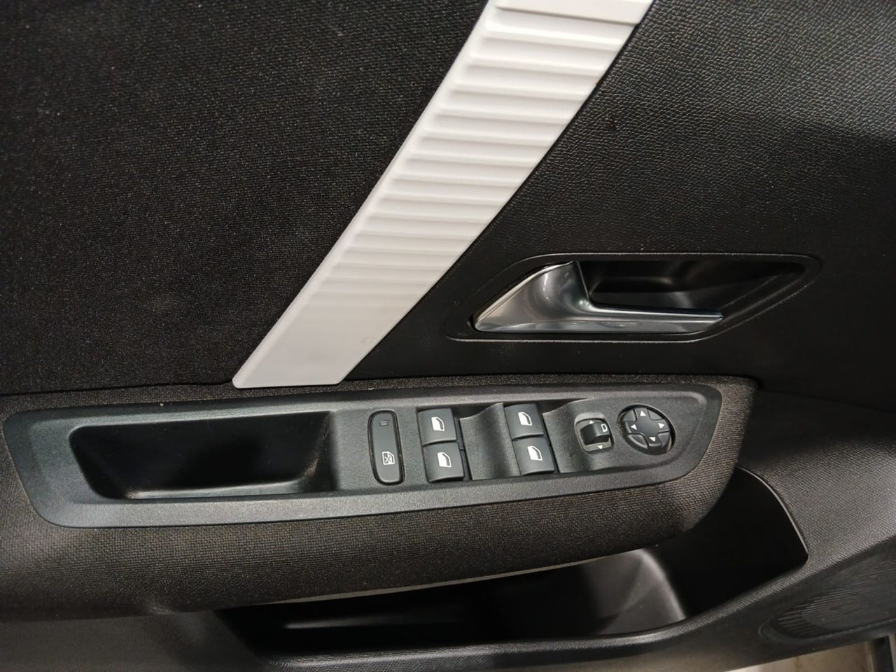 Citroën C4 X PureTech 100 S&S 6v Feel