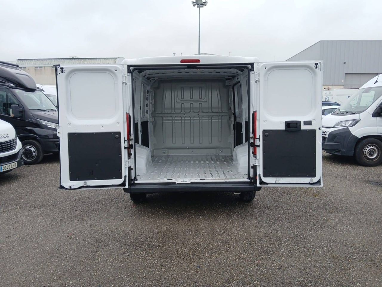 Peugeot Boxer  330 L1 H1 BHDI 88kW (120CV) S&S 6 Vel. M -