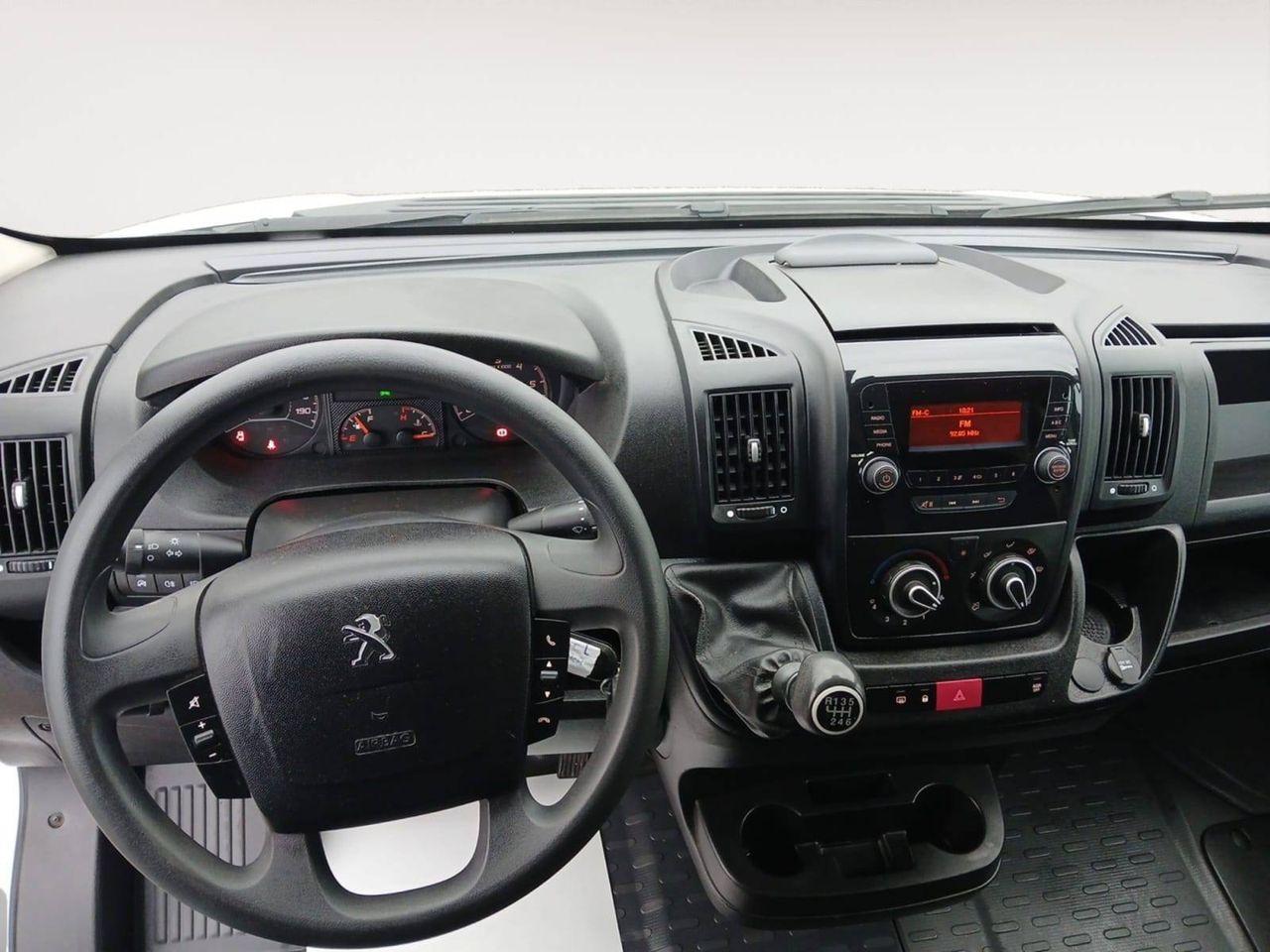 Peugeot Boxer  330 L1 H1 BHDI 88kW (120CV) S&S 6 Vel. M -