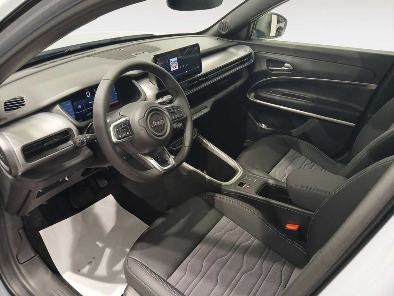 Jeep Avenger 1.2 eHybrid 4xe 107kW (145CV) Overland