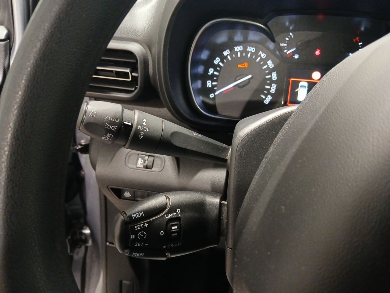 Citroën Berlingo Talla M PureTech 110 S&S FEEL