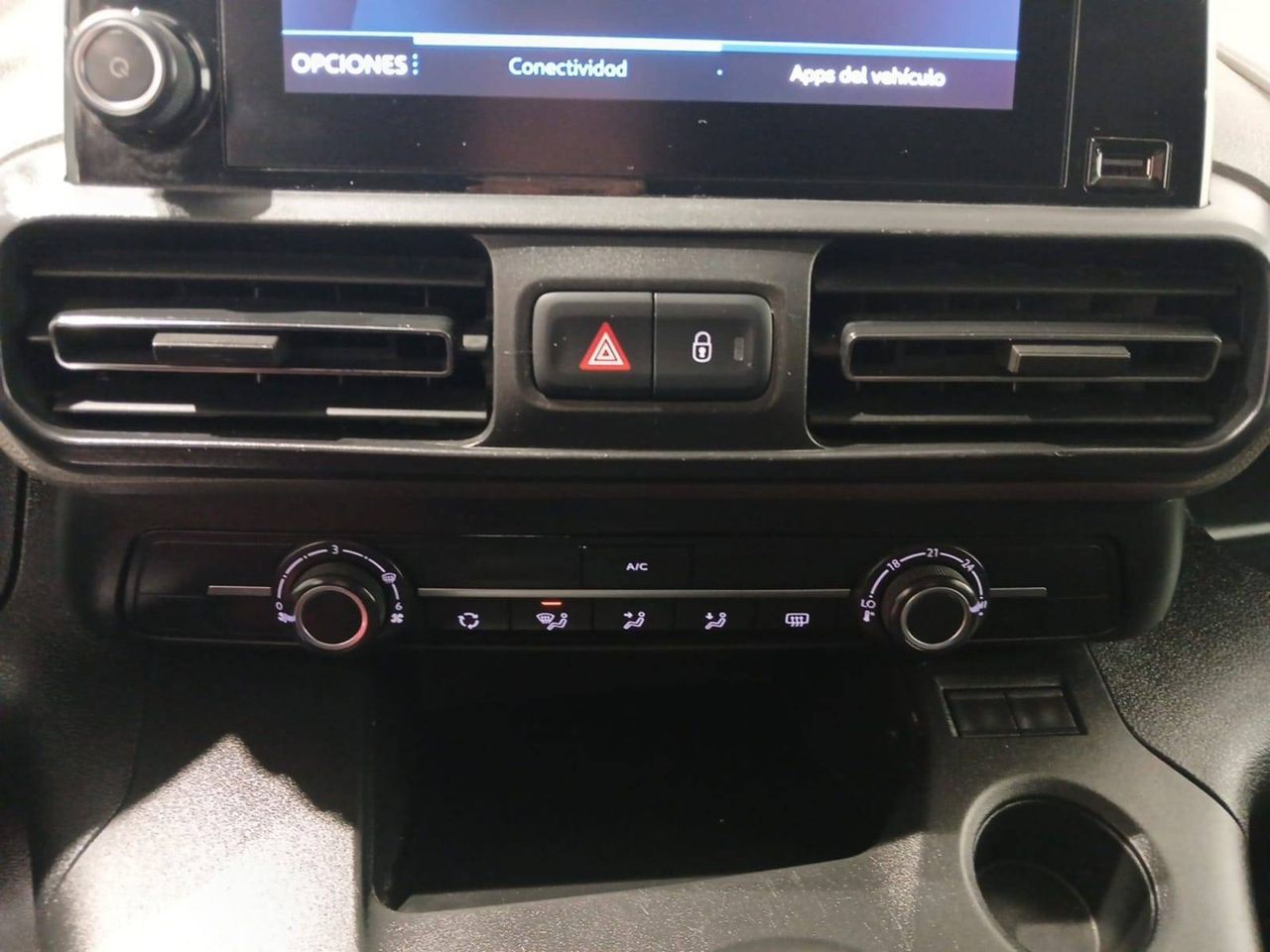 Peugeot Rifter   Standard BlueHDi 73kW Active