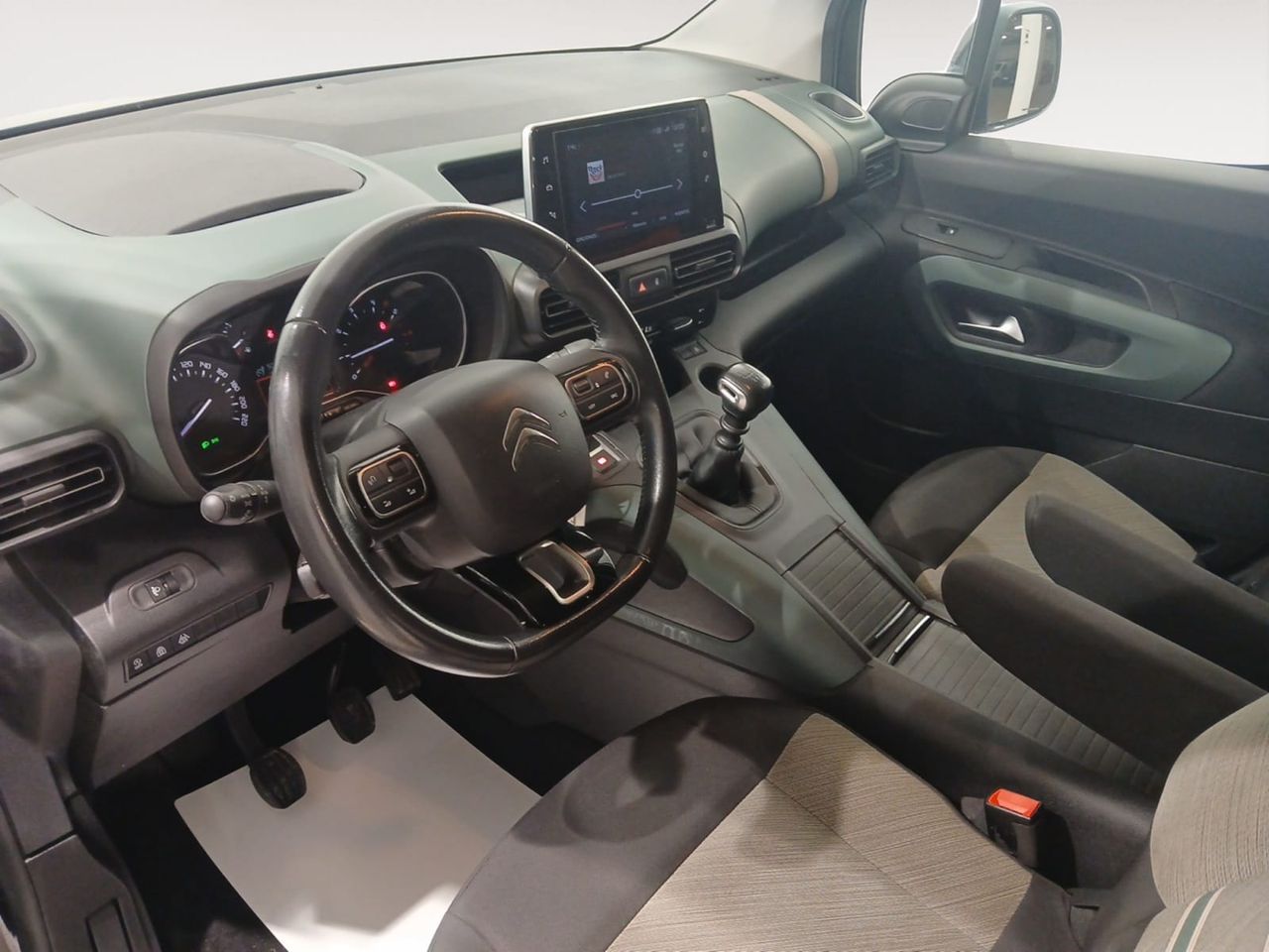 Citroën Berlingo Talla M PureTech 110 S&S SHINE
