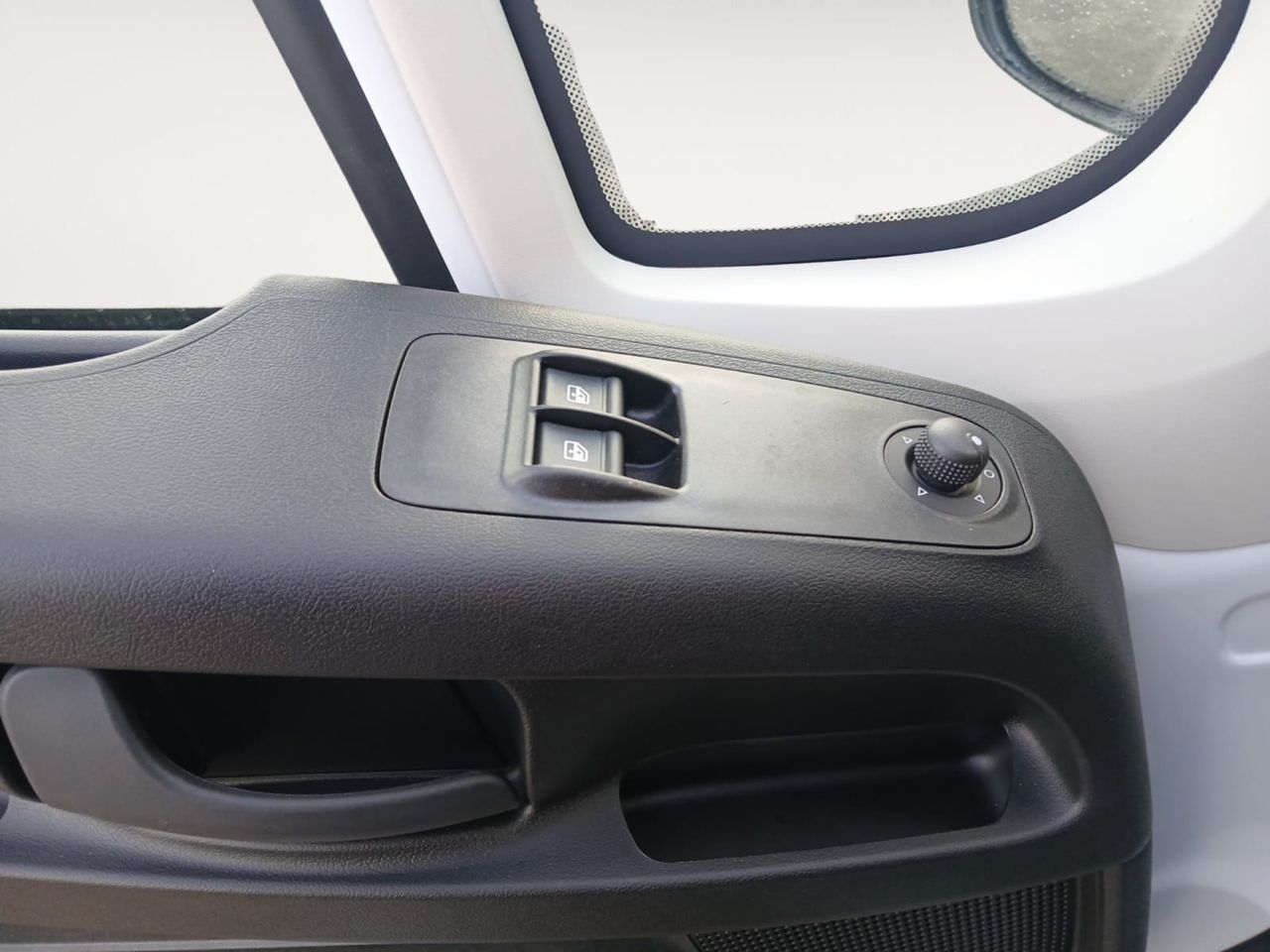 Fiat Ducato PAQUETERA CHASIS CABINA L3 H1 BHDI140CV