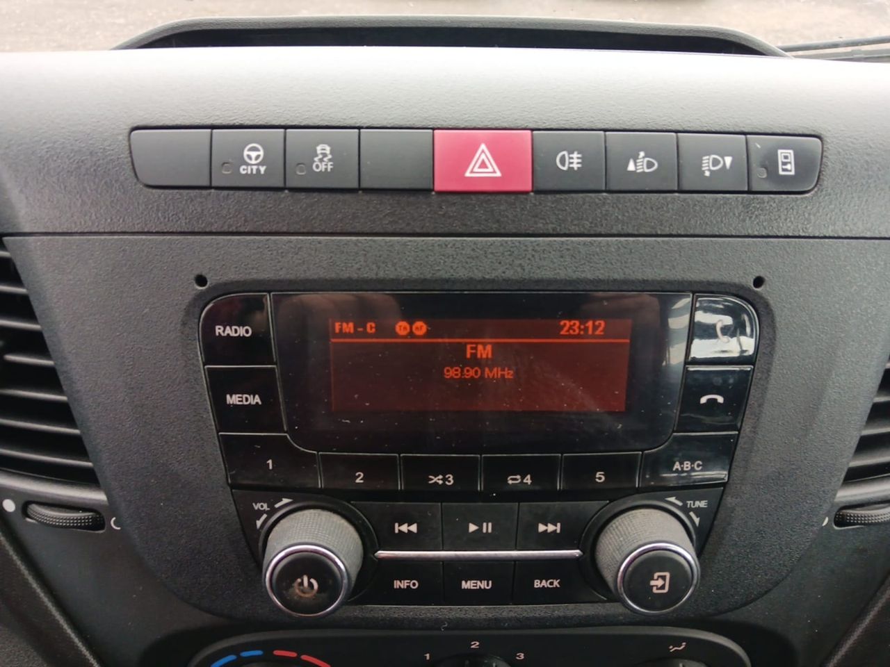 Iveco Daily 35S 14H V 4100/H2 16H M3 6 PLZ