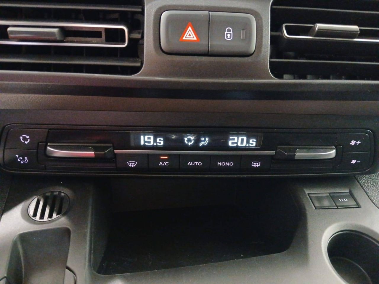 Peugeot Rifter   Standard BlueHDi 96kW EAT8 Active