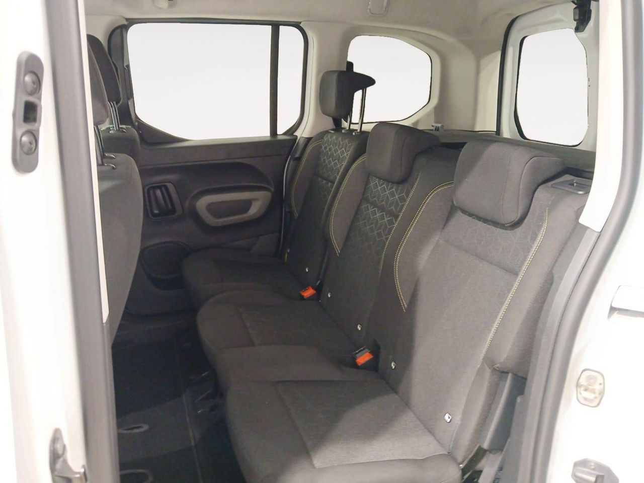 Peugeot Rifter   Standard BlueHDi 96kW EAT8 Active