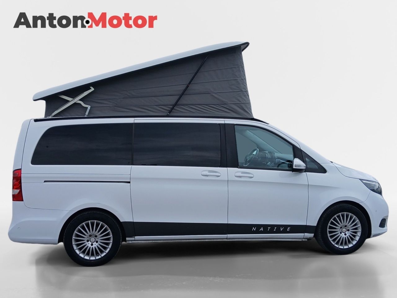 Mercedes 220 MARCO POLO HORIZON D