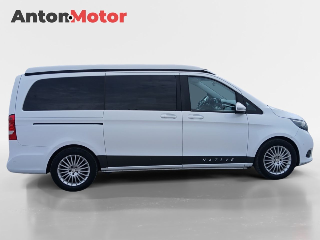 Mercedes 220 MARCO POLO HORIZON D