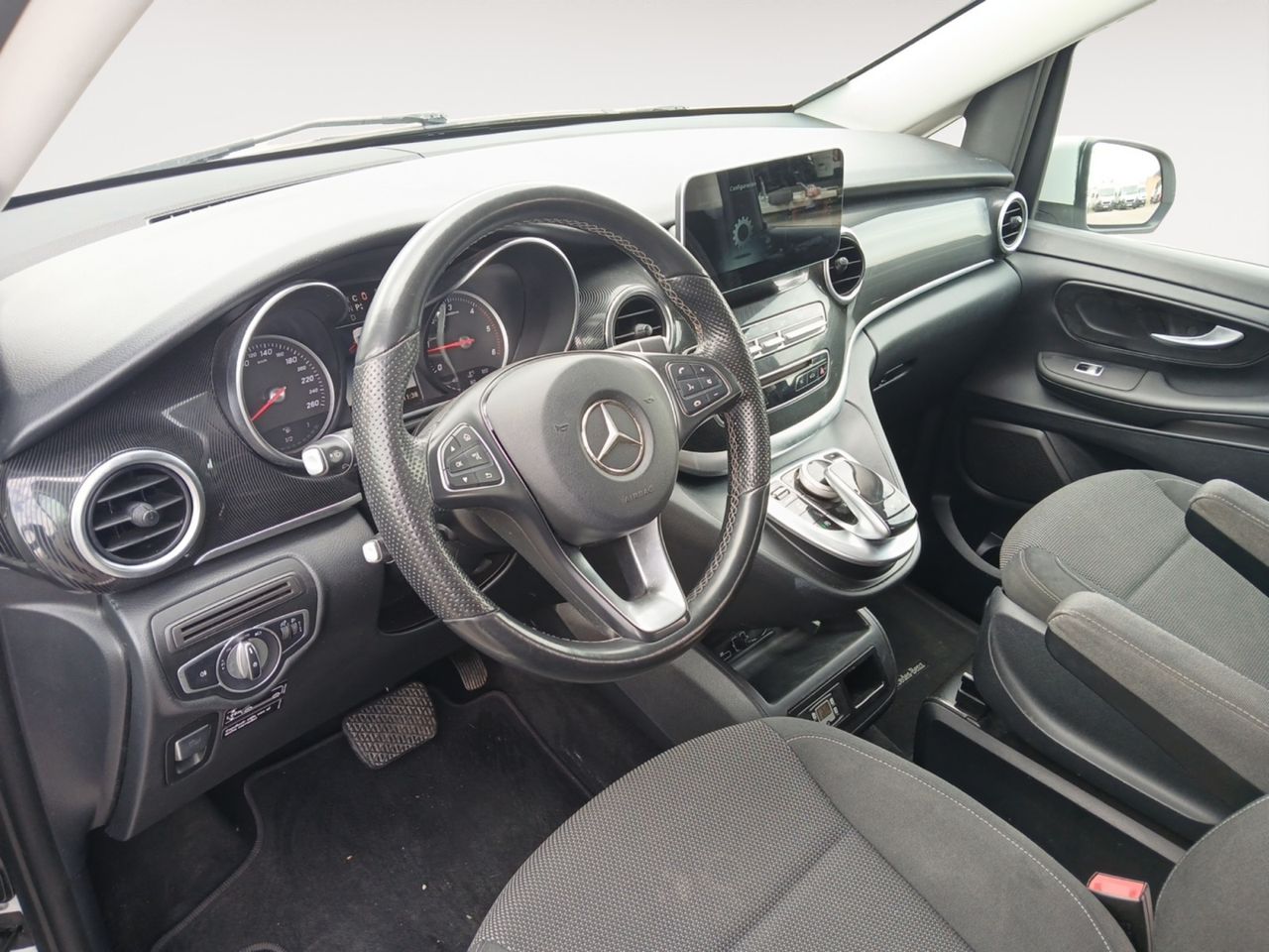 Mercedes 220 MARCO POLO HORIZON D