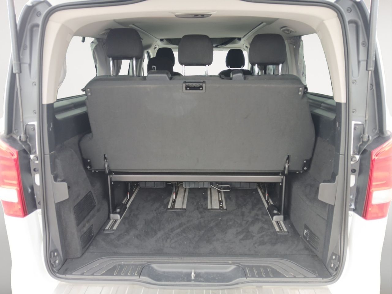 Mercedes 220 MARCO POLO HORIZON D
