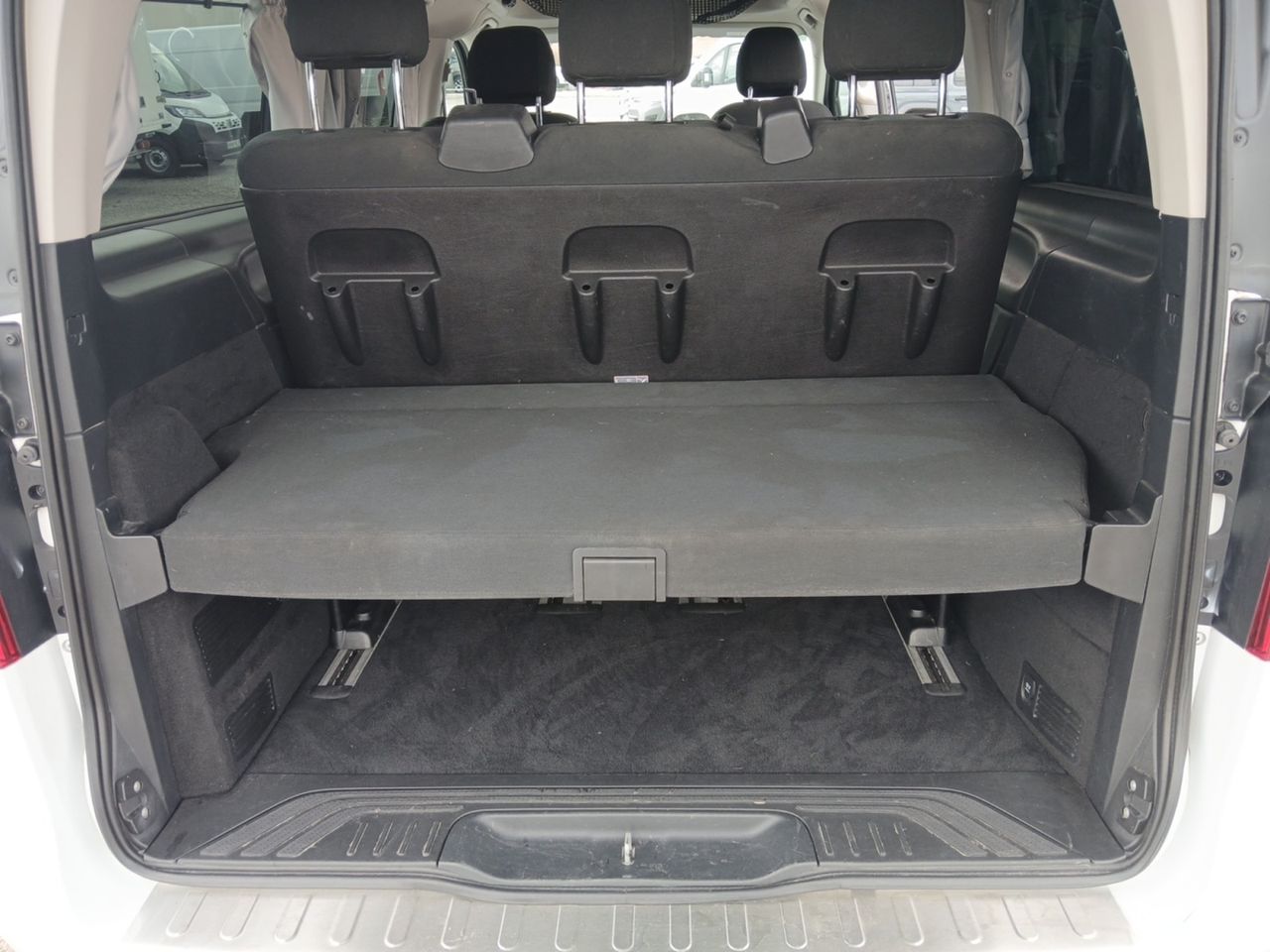 Mercedes 220 MARCO POLO HORIZON D