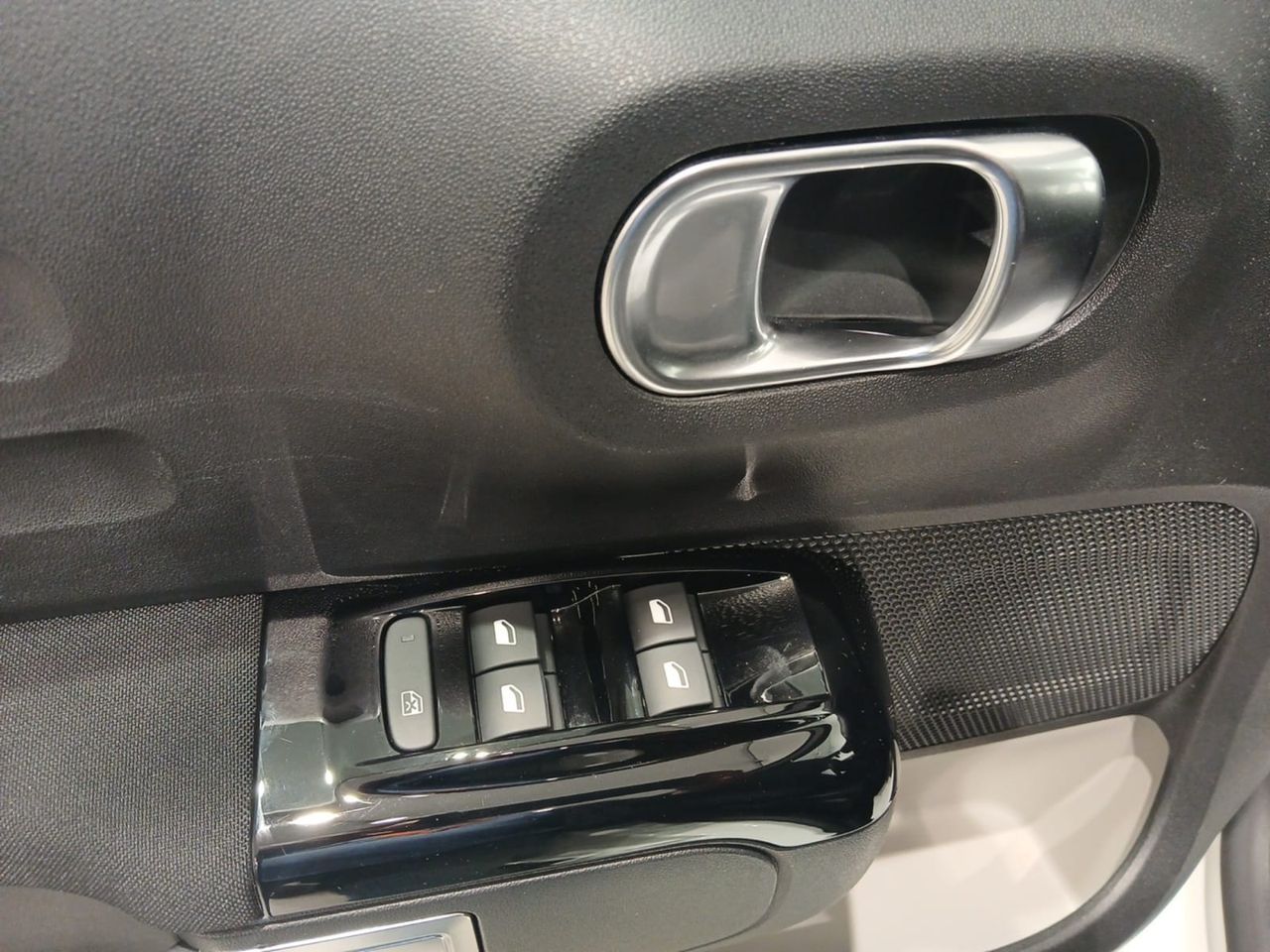Citroën C3 BlueHDi 75KW (100CV) S&S Shine