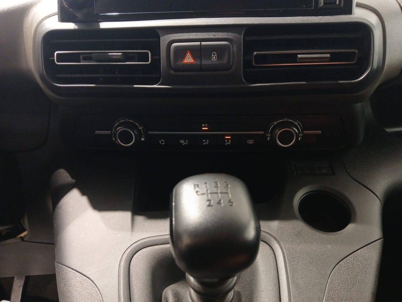Peugeot Rifter   Standard BlueHDi 73kW Style