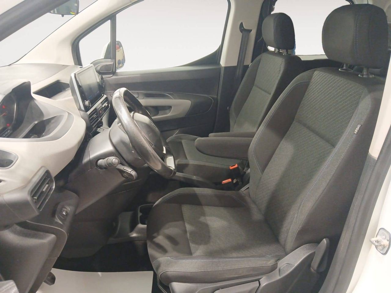 Peugeot Rifter   Standard BlueHDi 73kW Style