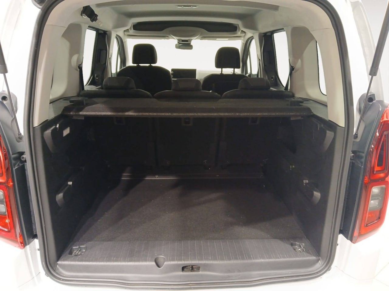 Opel Combo Cargo  100 Cv 1.5 Td S/S MT6 €6.4 -